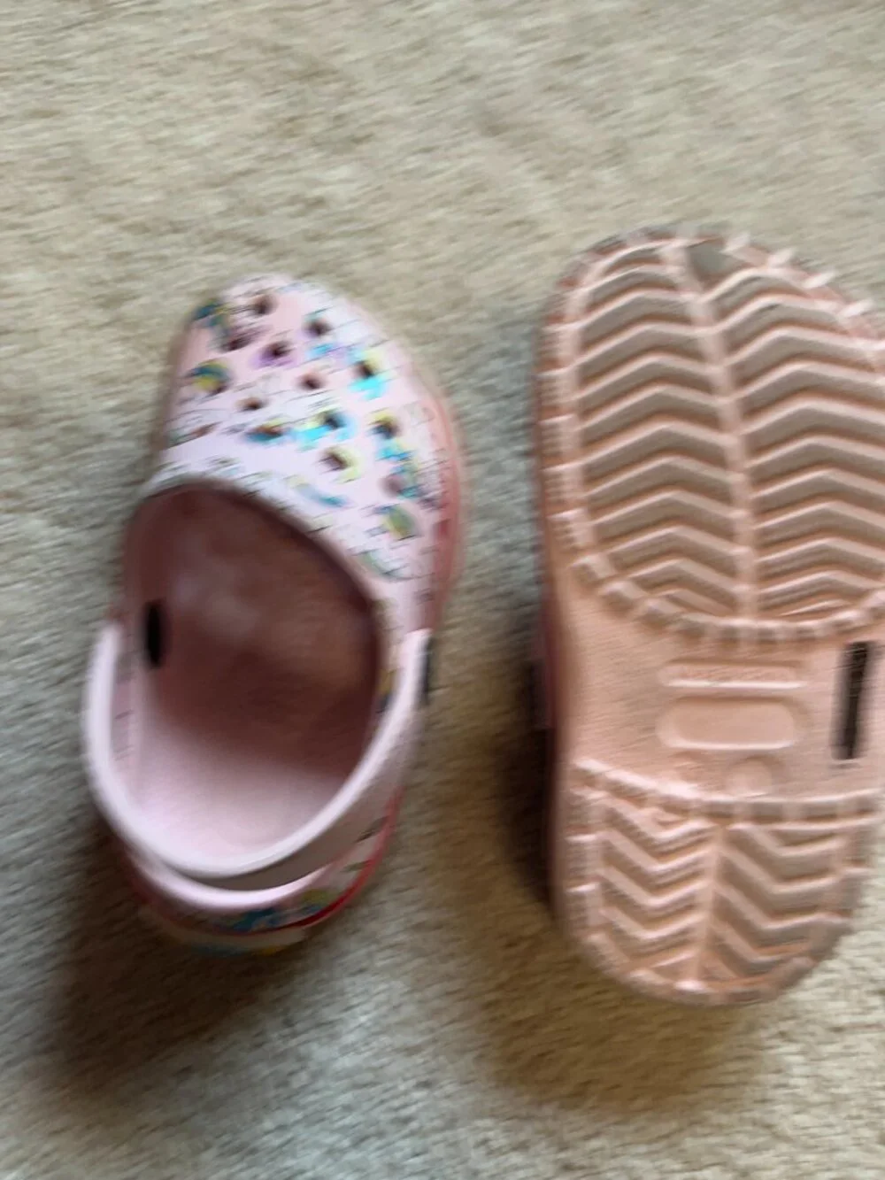 Pink Unicorn Rainbow Girls Clogs Size 25  (Previously Worn)